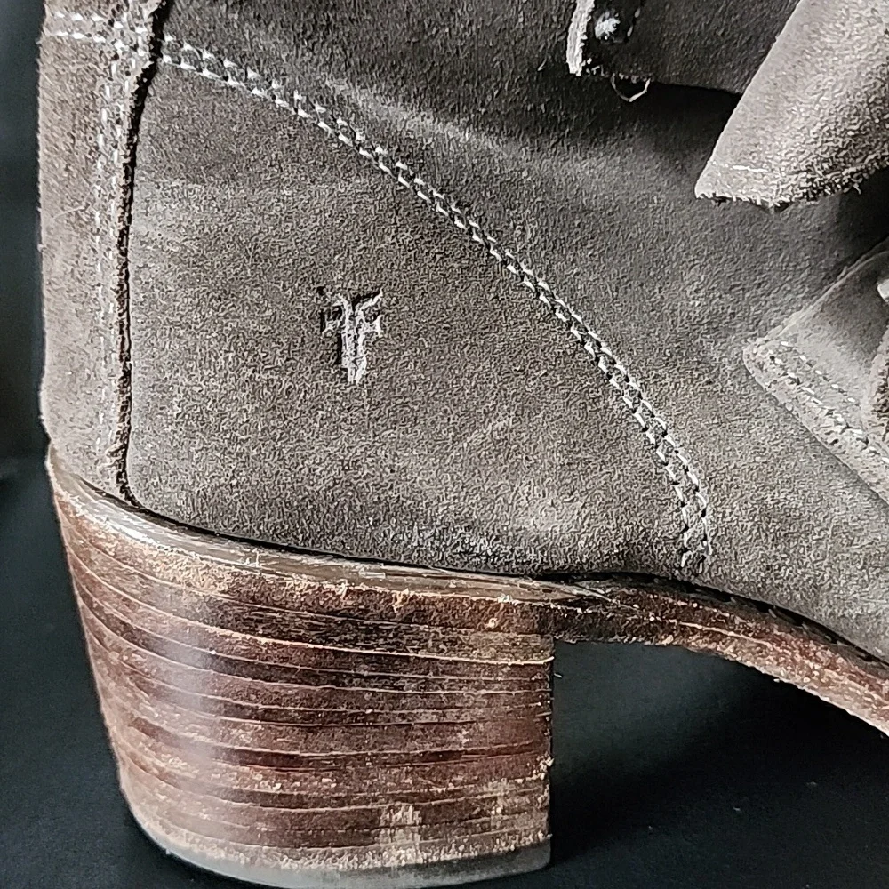 Frye Sabrina Double Buckle Suede Ankle Boots Size 10 - Picture 4 of 12